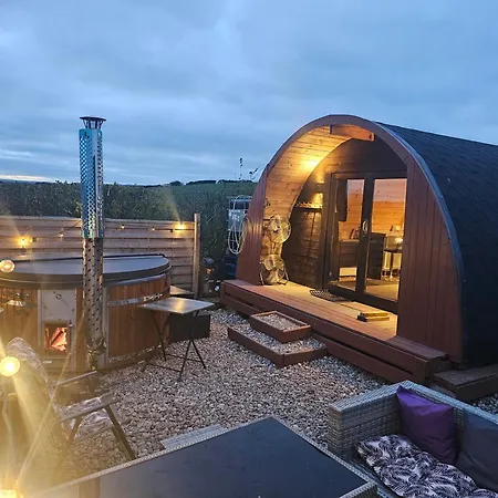 Camping Glamping Pod With Wood Fired Hot Tub