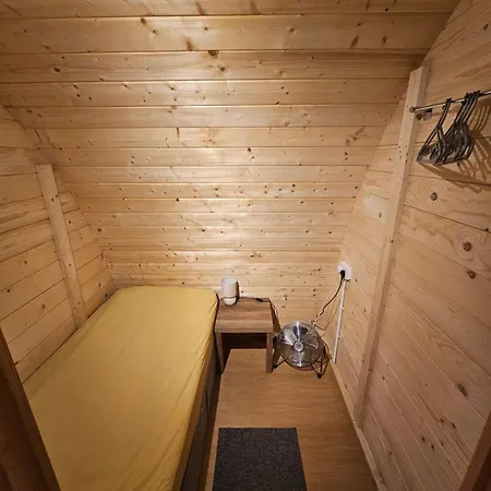 Campingplatz Glamping Pod With Wood Fired Hot Tub Scarborough